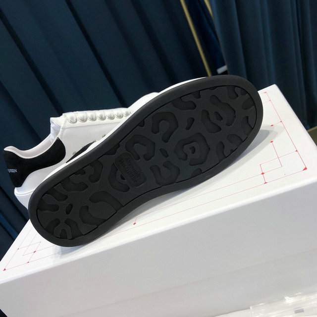 Picture of Alexander McQueen Shoes _SKU21815011SZ35-4636